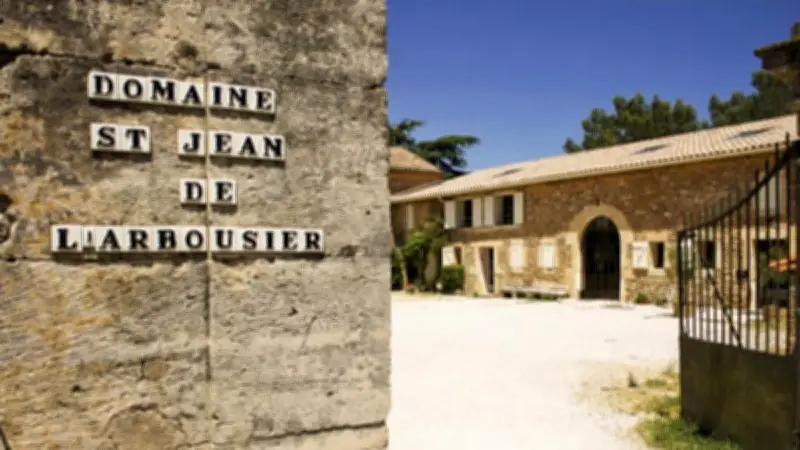 Castries : Chasse aux bouchons et animations festives au domaine de l'Arbousier