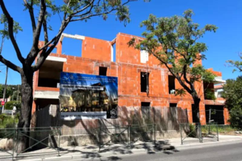 Cauchemar immobilier à Sanary : assurances en conflit, appartements jamais livrés