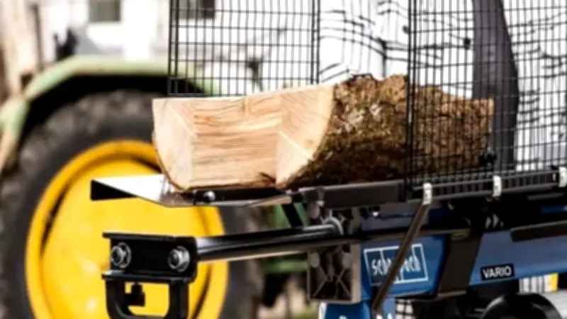 Cdiscount propose un fendeur de bûches Scheppach à prix cassé pour l'hiver