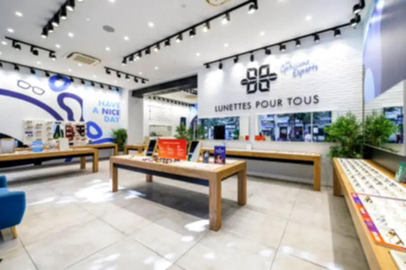 Changer de lunettes après 40 ans : un choix essentiel pour une vision optimale