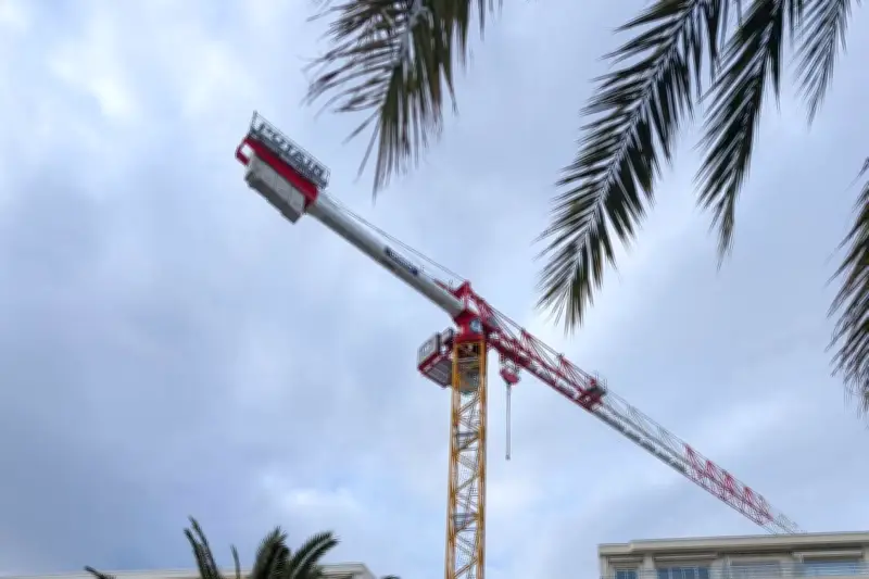 Chantier immobilier en suspens sur la Promenade des Anglais à Nice : les raisons du blocage