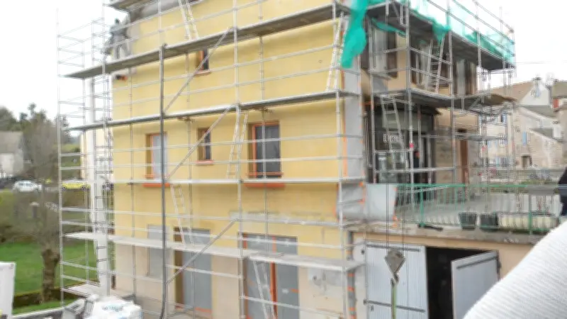 Chasseradès transforme son ancienne boulangerie en mairie déléguée pour 405 000 €