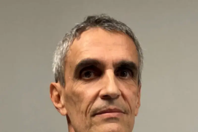 Chikungunya long : le Pr Carles alerte sur les séquelles chroniques et la menace croissante