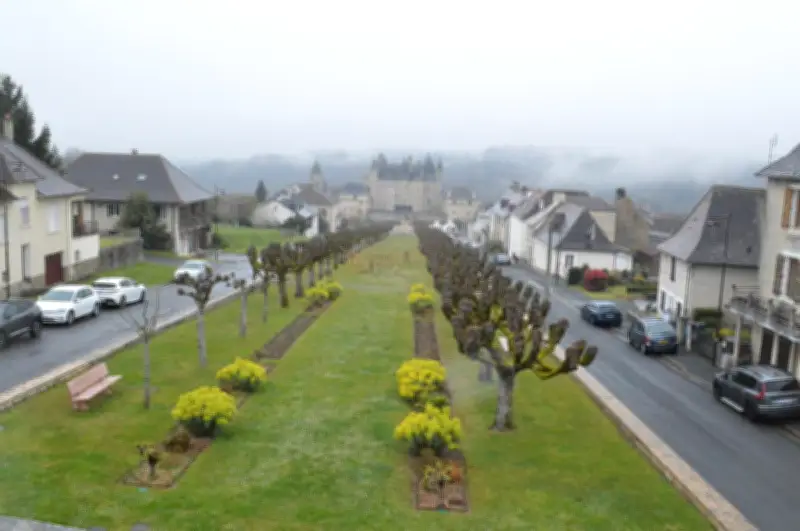 Château de Jumilhac : Visites Guidées entre Alchimie et Jardins à la Française