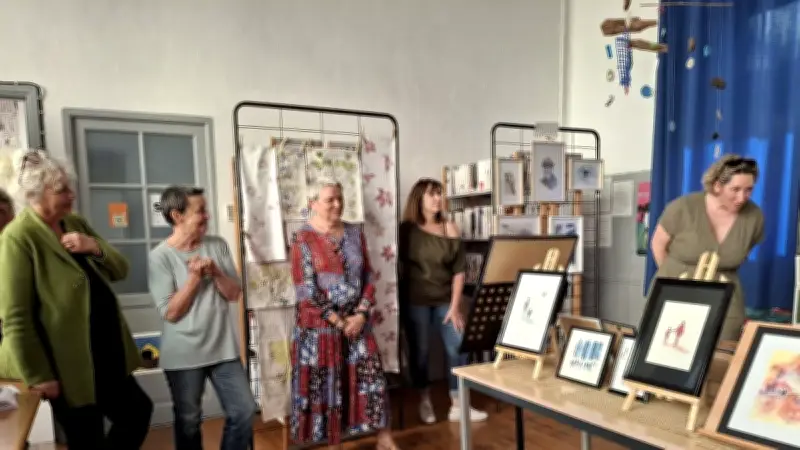 Cinq artistes exposent à la médiathèque de Cazedarnes dans l'Hérault