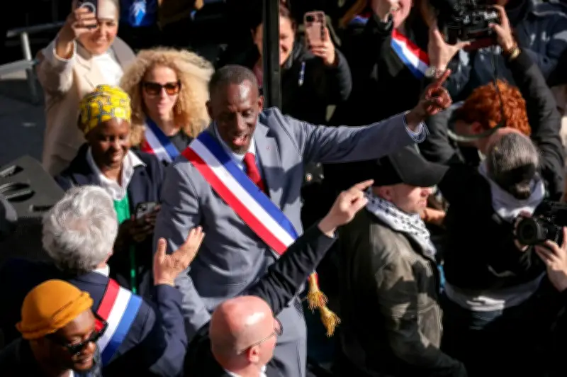 Cinq élus LFI portent plainte pour courriers racistes et tags injurieux à Paris et Tarbes