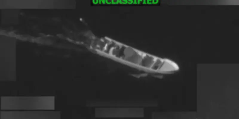 Cinq morts dans de nouvelles frappes américaines dans l'océan Pacifique