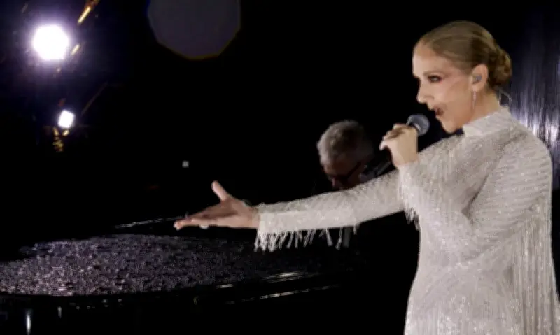 Céline Dion à Paris : 480 000 billets vendus en 4 jours, un milliard d'euros d'impact économique attendu
