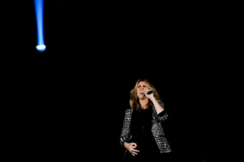 Céline Dion à Paris : une demande mondiale massive et des fraudes avant la vente