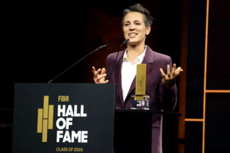 Céline Dumerc intronisée au Hall of Fame de la FIBA à Berlin