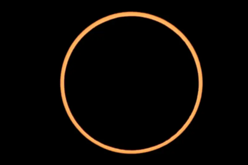 Éclipse solaire du 12 août : les astronomes alertent sur une pénurie imminente de lunettes de protection
