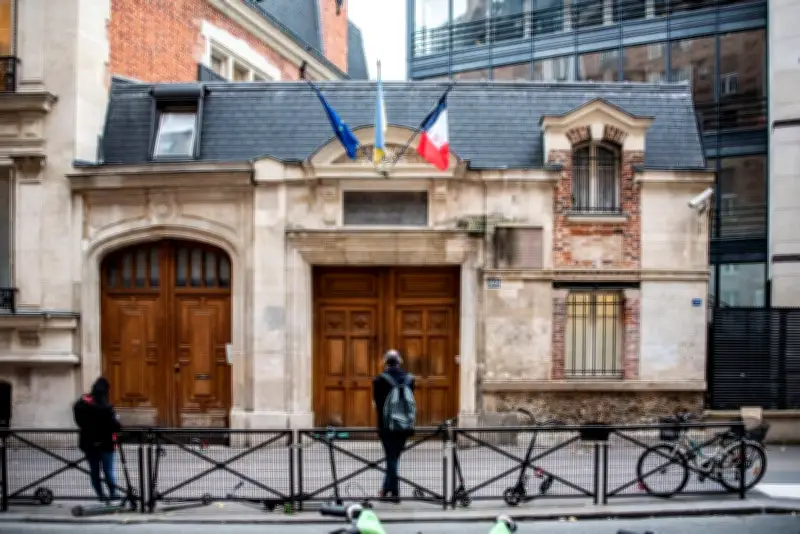 École alsacienne : directeur limogé réintégré, successeur critiqué