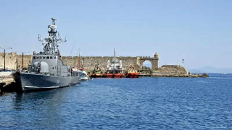 Collision en mer Égée : 14 migrants tués par un patrouilleur grec