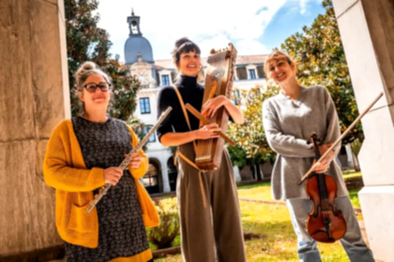 Concert exceptionnel à Saint-Étienne-de-Baïgorry avec 120 enfants et l'ensemble Emakunde
