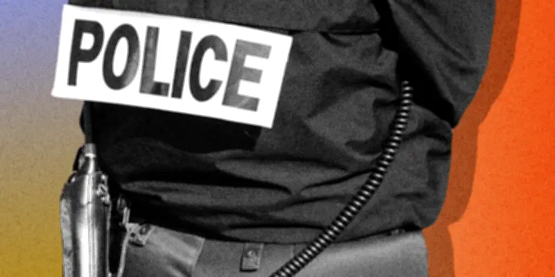 Conseil d'État : identification obligatoire des forces de l'ordre