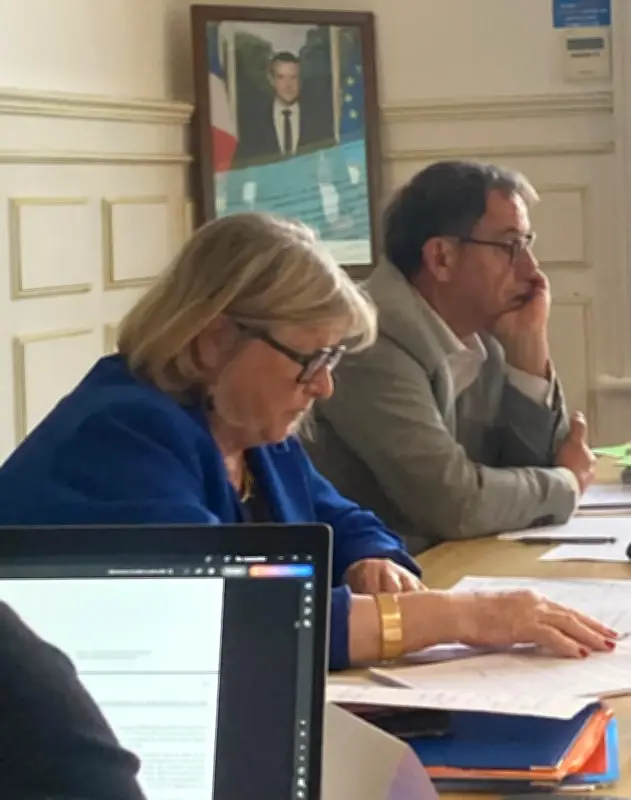 Conseil municipal : répartition des délégations et débat houleux sur les indemnités des élus
