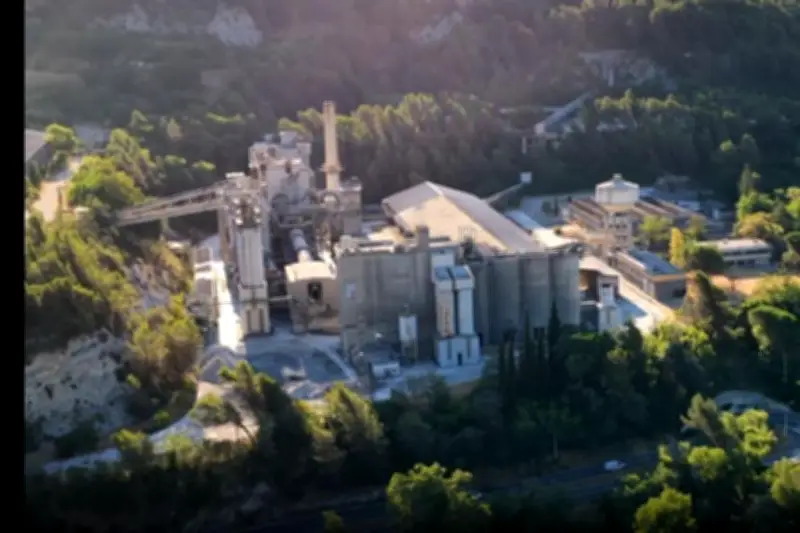 Contes : la reconversion de la friche Lafarge, un enjeu majeur pour l'emploi et l'urbanisme