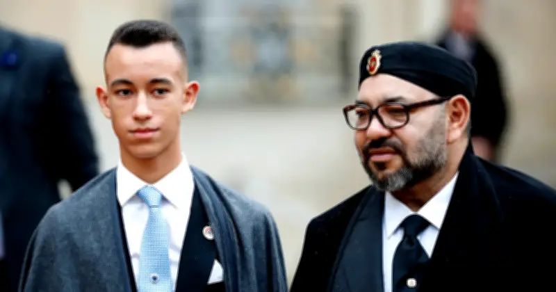 Coulisses du pouvoir marocain : intrigues et luttes d'influence