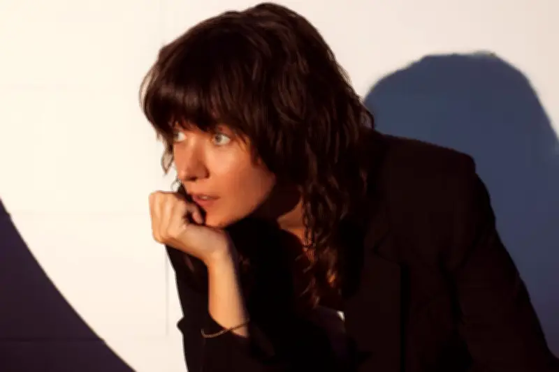 Courtney Barnett et James Blake : 10 albums incontournables à découvrir ce week-end