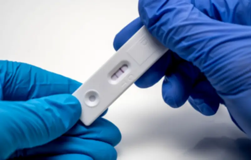 Covid long : un adolescent de 13 ans souffre d'épuisement et d'incontinence en Haute-Savoie