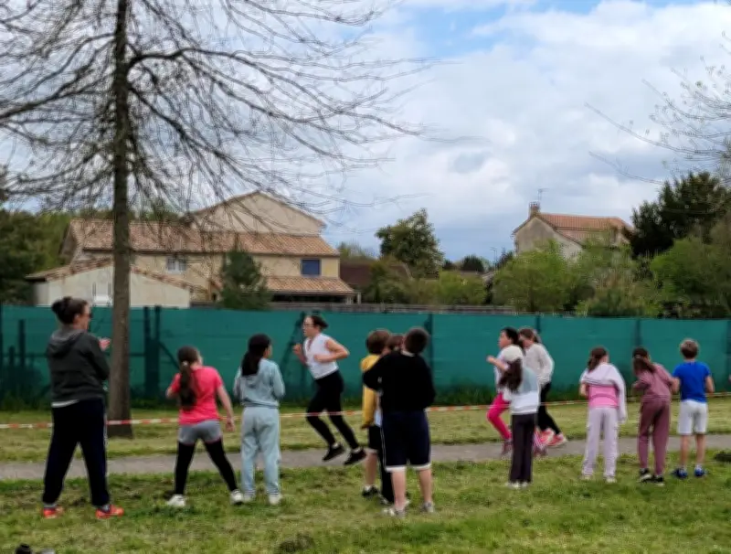 Cross scolaire annuel : près de 440 élèves du REP en piste à Sainte-Terre