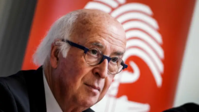 Daniel-Jean Valade nommé maire-adjoint honoraire de Nîmes après 45 ans d'engagement politique