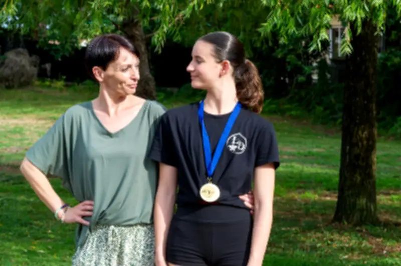 Danse à Lège-Cap-Ferret : trois élèves qualifiées pour le concours national