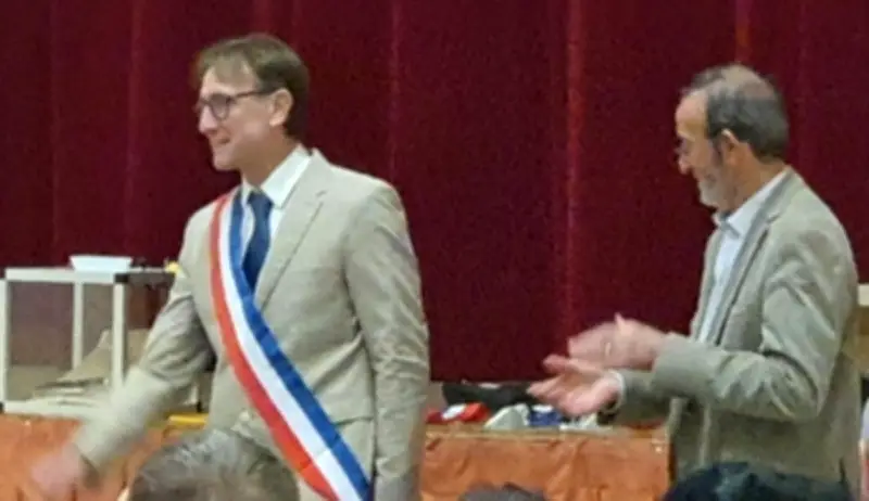 David Dessaigne élu maire de Saint-Aulaye-Puymangou, le projet de la maison Grasset abandonné