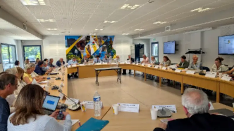 Débat au conseil communautaire sur les indemnités et un poste de cabinet