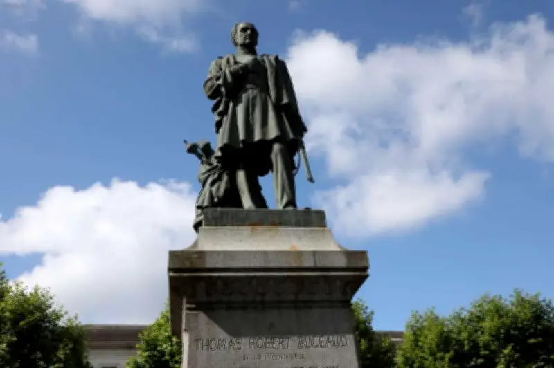 Débat mémoriel en Dordogne : les statues de Bugeaud au cœur d'une controverse
