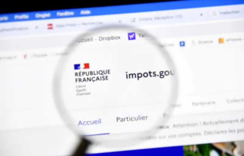 Déclaration d'impôts : comment déclarer ses enfants majeurs en 2026 ?