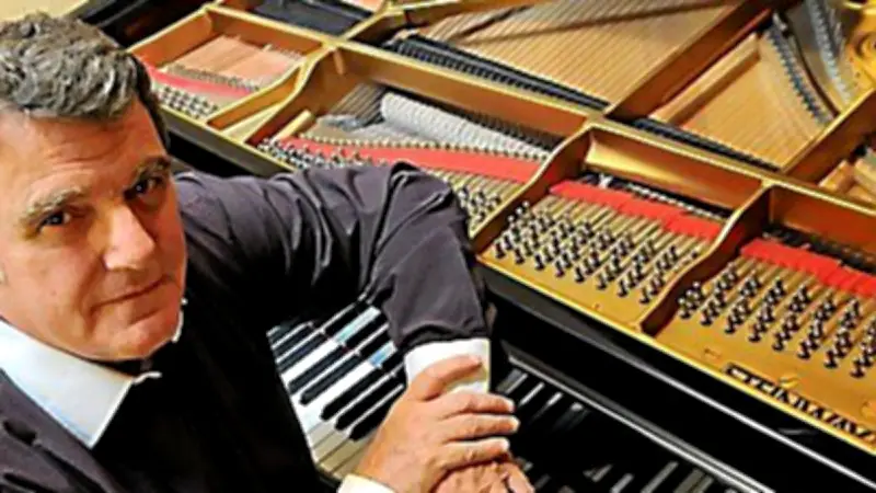 Décès du pianiste prodige Jean-Bernard Pommier à 81 ans