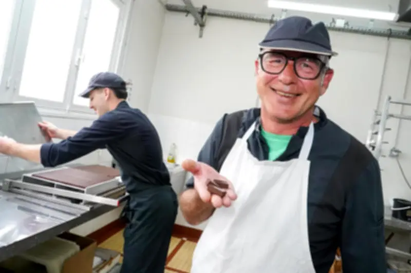 Denis Ortalis, maître chocolatier de Daranatz, passe la main après 40 ans de passion