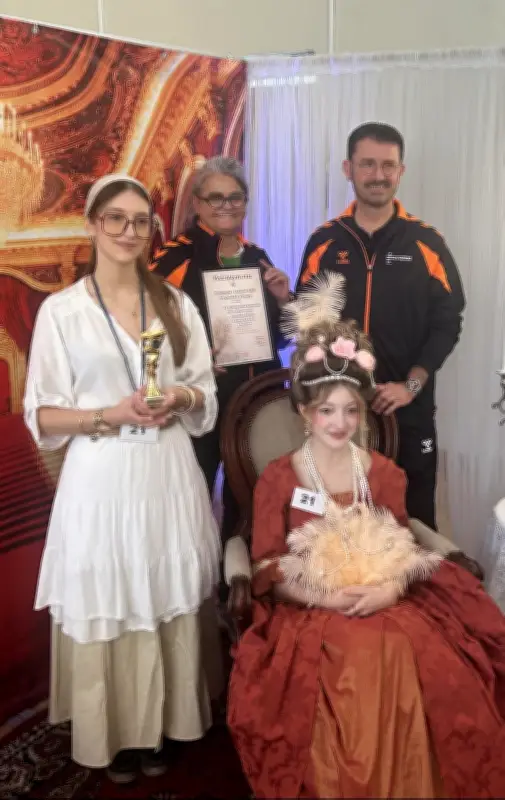 Des lycéens landais remportent le titre européen de coiffure à Varsovie