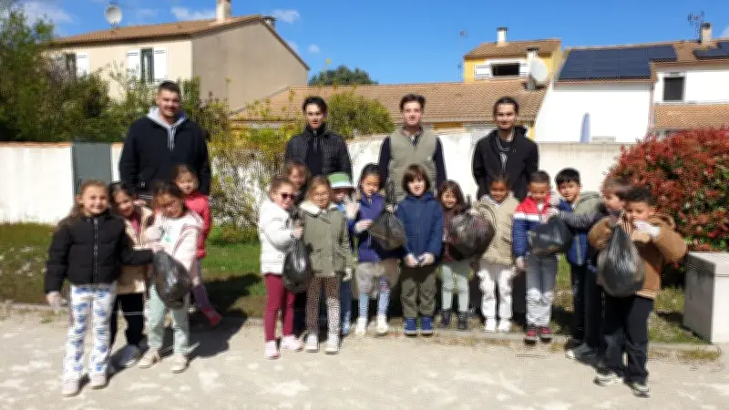 Des étudiants en BTSA sensibilisent des CP de Rodilhan à l'environnement par une action citoyenne