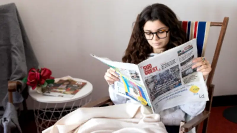 Des étudiants rochelais en porte-à-porte pour présenter le journal Sud Ouest