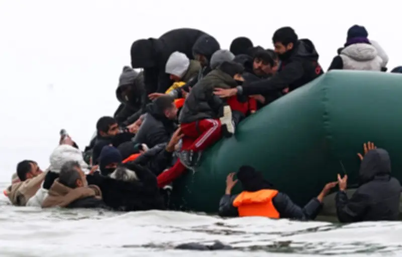 Deux migrants décèdent lors d'une tentative de traversée de la Manche près de Gravelines