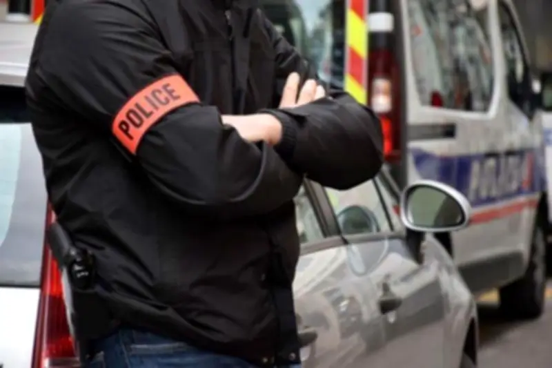 Deux mineurs interpellés à Juan-les-Pins pour vol de collier sur une personne âgée