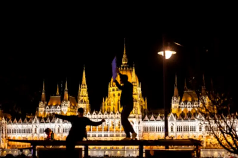 Défaite d'Orbán en Hongrie : Le Pen critique la satisfaction de la Commission européenne