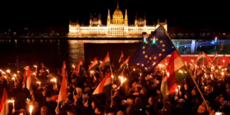 Défaite d'Orbán : les Hongrois célèbrent leur retour en Europe après les législatives