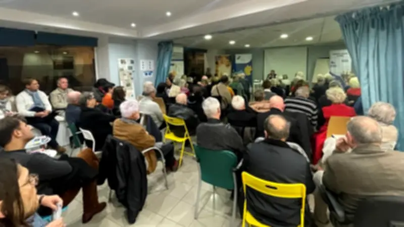 Défense européenne : le général Perruche fait salle comble à Nîmes