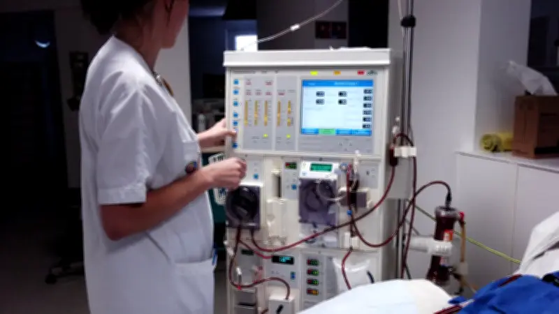 Dialyse en Occitanie : l'ARS lance une enquête après un rapport choc
