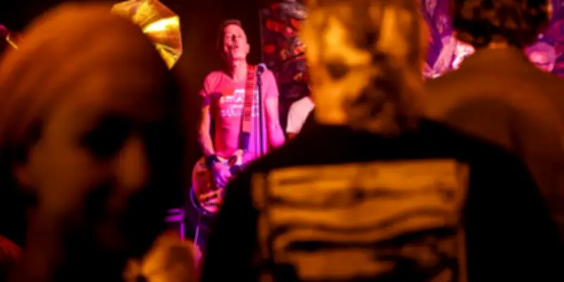 Didier Wampas, punk ouvrier en tournée : la politique entre deux riffs de guitare