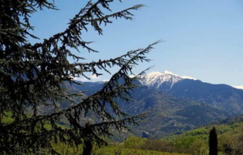 Disparition mystérieuse de la croix du pic d'Aneto dans les Pyrénées