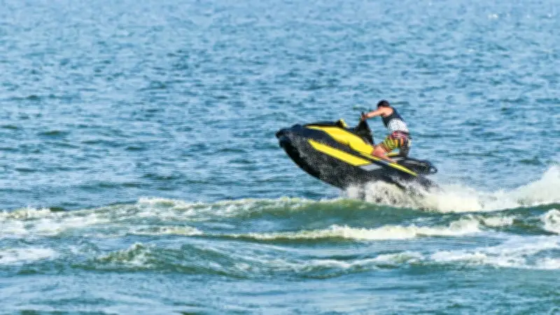 Disparu en mer après un accident de jet ski : un miraculé espagnol