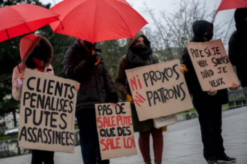 Dix ans après la loi prostitution : il est temps d'écouter les premières concernées