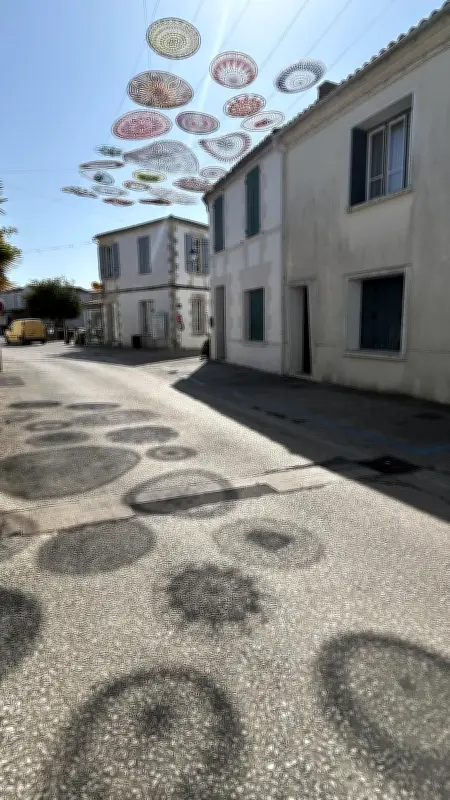 Dolus-d'Oléron : un projet de mandalas en crochet réunit les générations autour du fil