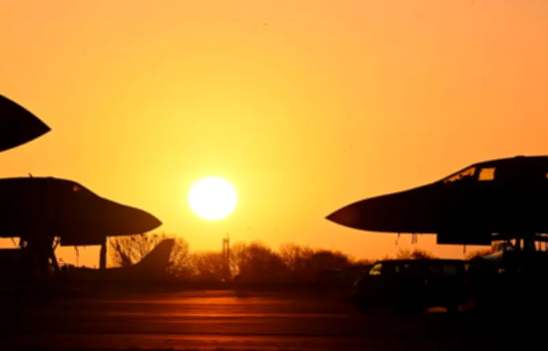 Donald Trump accuse la France de bloquer le survol militaire vers Israël : l'Élysée dément