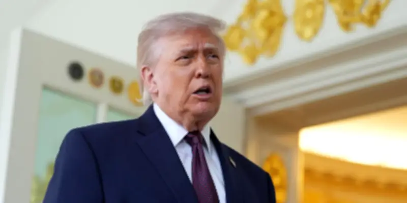 Donald Trump salue Peter Magyar, le nouveau Premier ministre hongrois