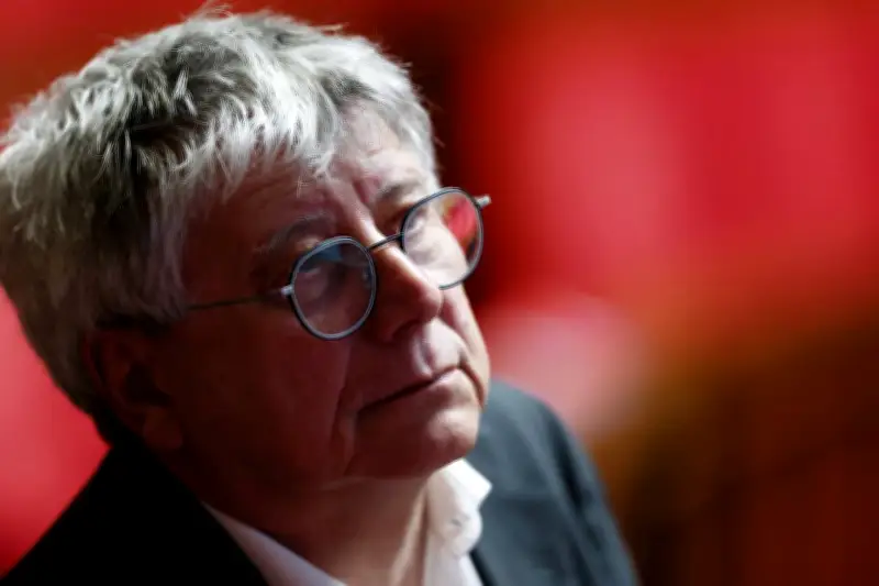 Dons défiscalisés aux associations d'extrême droite : un financement occulte dénoncé par Éric Coquerel